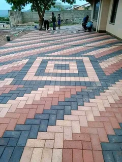 TARRING DRIVEWAYS  &amp;  RETAINING WALLS