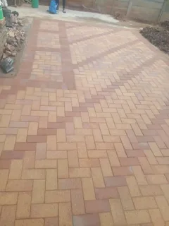 TAR ASPHALT  &amp;  RETAINING WALLS