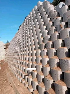 TARRING DRIVEWAYS  &amp; RETAINING WALLS