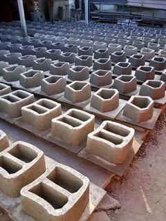 TAR DRIVEWAYS  &amp;  RETAINING WALLS