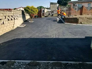 TAR ASPHALT  &amp;  RETAINING WALLS