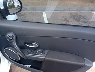 2011 Renault Clio 3 dynamic TomTom Edition