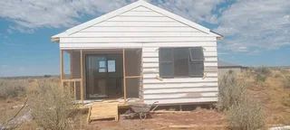 076 785 8581 log cabin and nutec