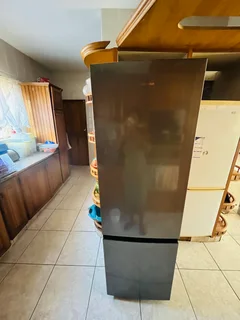 Fridge - Ad posted by pearl mkhize