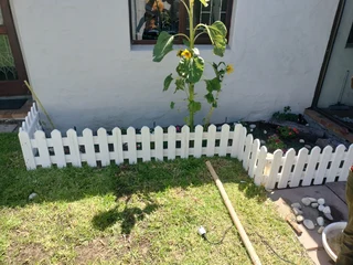 Picket and bamboo fencing