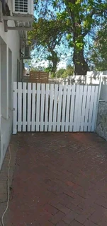 Picket fencing