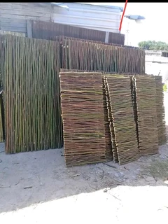 Bamboo and droppers fencing