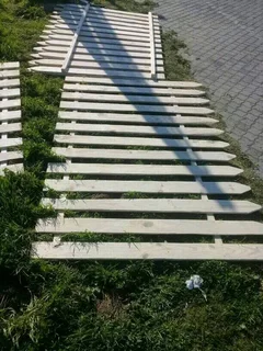 Wood and bamboo fencing