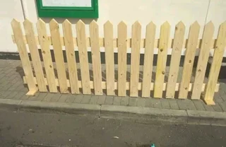 Wood picket fencing