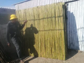 Wood and bamboo fencing are still available please we offer dilivery and