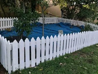 Wood picket fencing