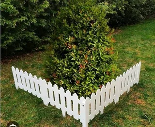 Quality picket fencing for gates, swimming pools, fencing yards