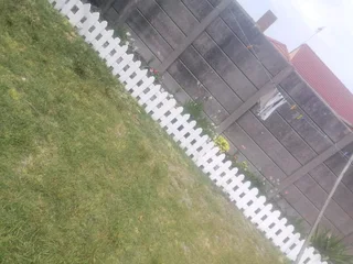 Quality picket fencing