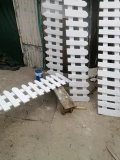 Quality picket fencing