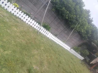 Quality picket fencing