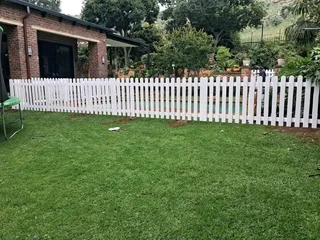 Quality picket fencing