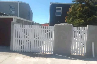 Picket fencing are still available