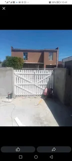 Picket fencing are still available