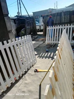 Picket fencing compony 0678467527