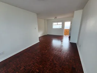 New Renovated 2.5 Bedroom - Kensington