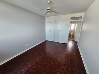New Renovated 2.5 Bedroom - Kensington