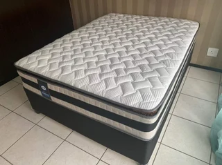 Father&#39;s day Special(Beds and Headboards)