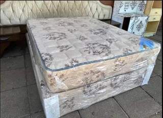 Father&#39;s day Special(Beds and Headboards)