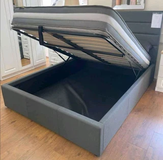 Grand Special Women&#39;s Day (Beds And Headboards)