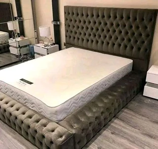 Black Friday Special(Buy Bed And Get Headbord Free)