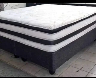 Blacl friday special ( buy one bed get one headboad free