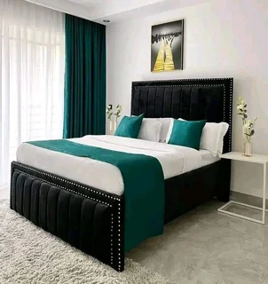 Black friday special (buy one bed get one headboad