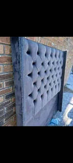 Black friday special ( buy one bed get one haedboad free