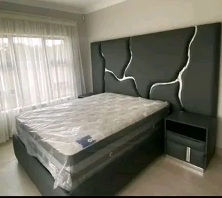 Black Friday Deals (Buy One Bed Get One Headboad Free Free