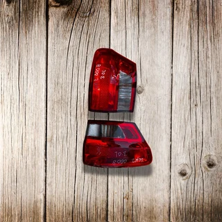 Jeep Grand Cherokee Wk2 Preface Outer Tail Lights