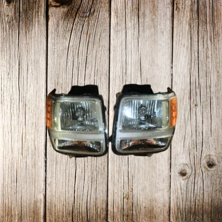 Dodge Nitro Headlamps left and right