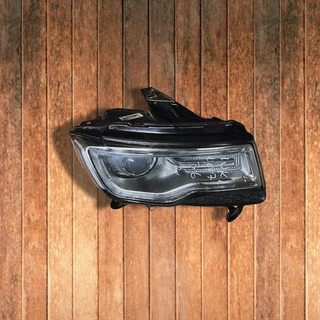 3.6 Jeep Grand Cherokee Wk2 Front Headlight