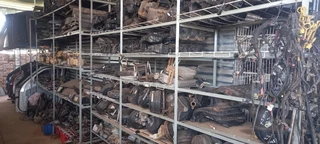 JEEP BULLYS USED SPARES FOR JEEP DODGE AND CHRYSLER