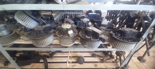 USED SPARES / PARTS FOR JEEP DODGE AND CHRYSLER
