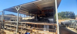 USED SPARES / PARTS FOR JEEP DODGE AND CHRYSLER