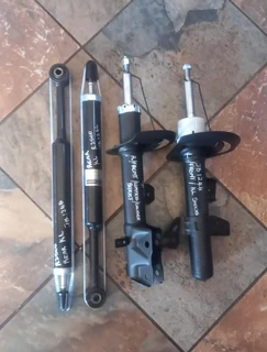 Jeep Cherokee 2.4 Kl Shocks New