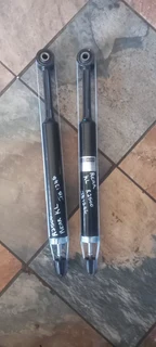 Jeep Cherokee 3.2 Kl Shocks Front And Rear