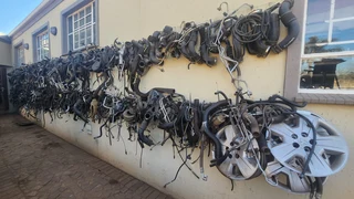 DODGE , JEEP AND CHRYSLER USED SPARE PARTS