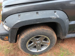 Jeep Cherokee Renagade Fender Flares