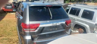 Jeep Grand Cherokee Wk2 Body Parts In Store