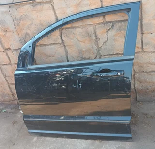 JEEP GRAND CHEROKEE WK2 BODY PARTS IN STORE