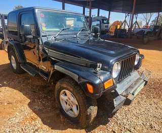 JEEP WRANGLER 4.0 2005 TJ STRIPPING FOR SPARES