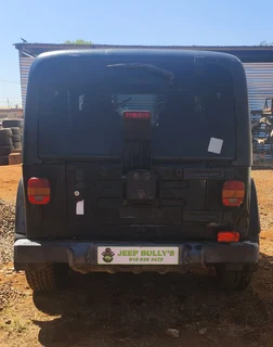 JEEP WRANGLER 4.0 2005 TJ STRIPPING FOR SPARES