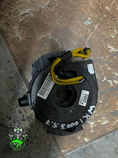 Jeep Grand Cherokee Wk1 5.7 Steering Wheel Clock