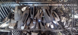 Jeep Cherokee Kj Door Handles Used