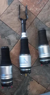 Jeep Grand Cherokee Wk2 Air Shocks New